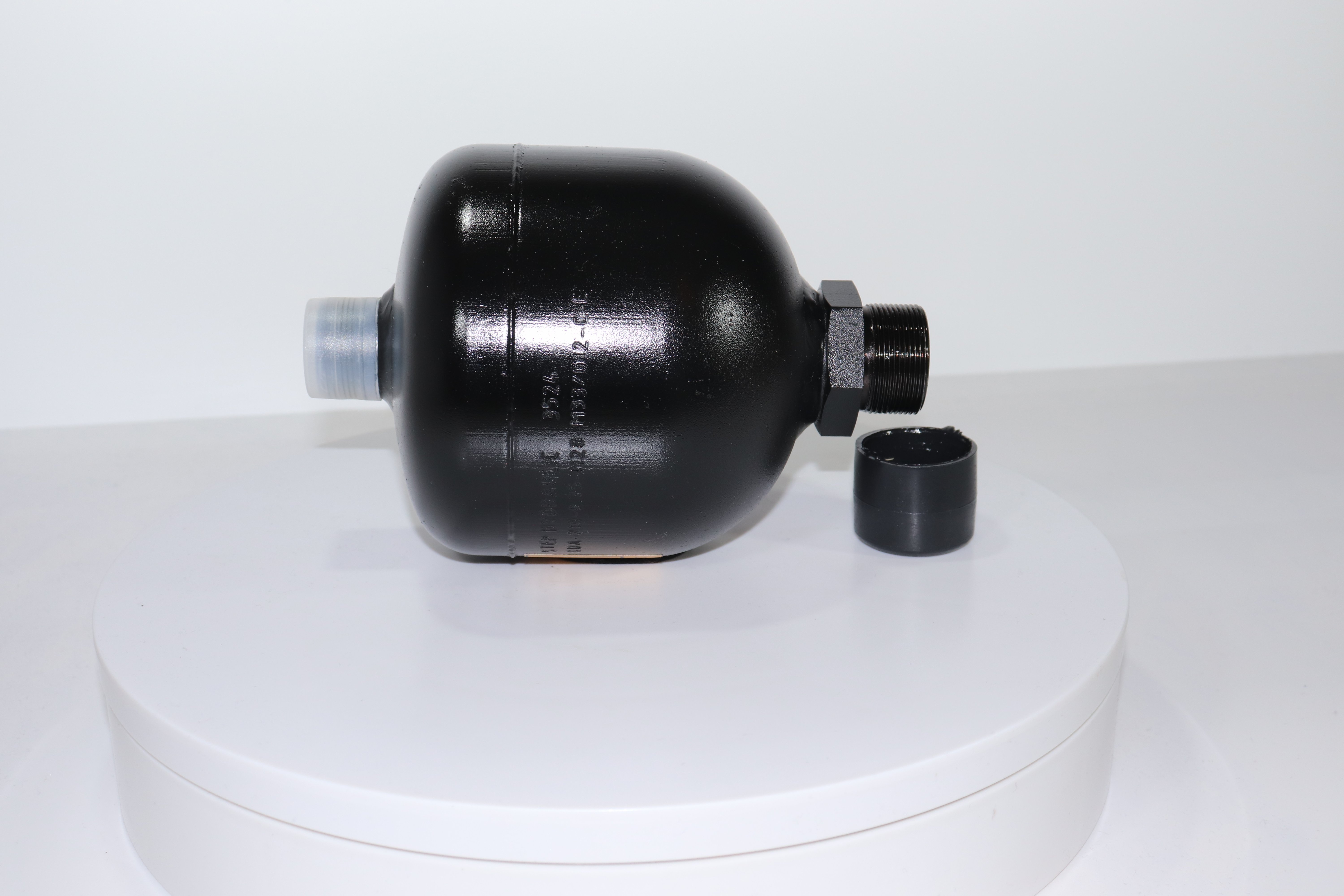 SDA-210-0,5-M28-G12/M33-C-N- Пневмогидроаккумулятор (сварной, V=0,5, -15 +80°C, G1/2"+М33*1,5, Pmax 210 bar)