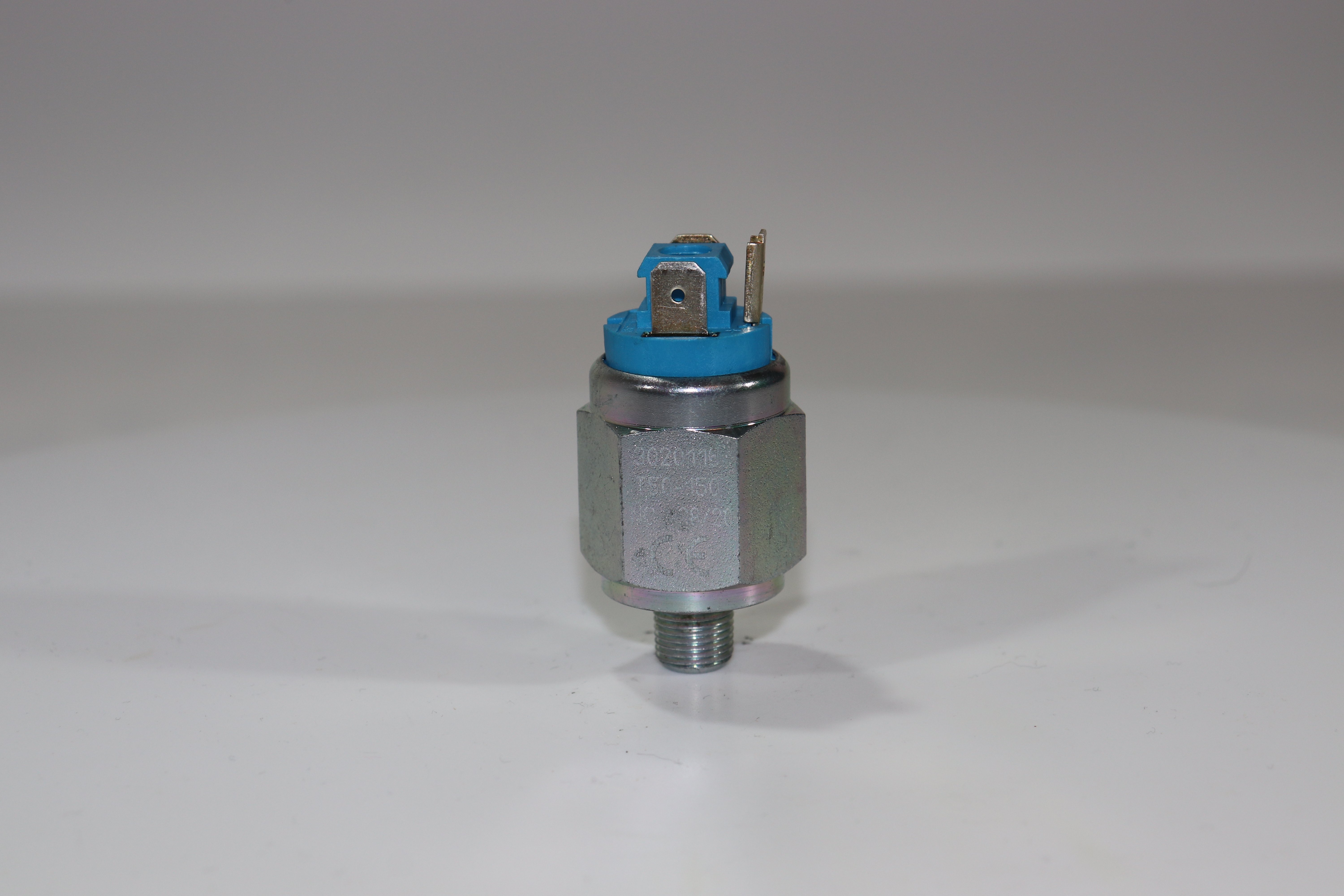 Датчик давления Euroswitch 3020116 (NC, 1/8' BSPT (конич.), диапазон 50-150, NBR)