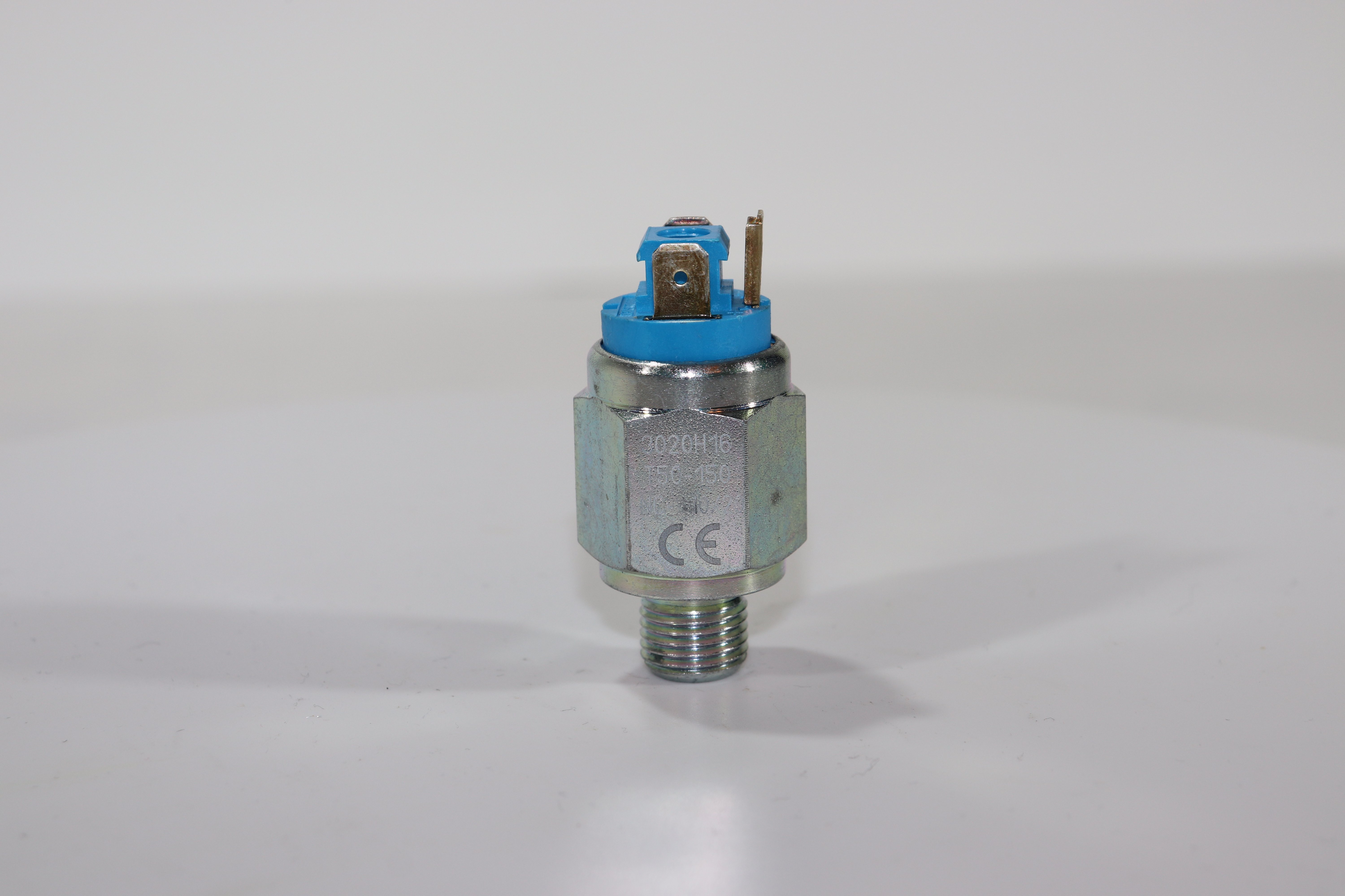 Датчик давления Euroswitch 3020H16 (NC, 1/4' BSPT (цилиндр.), диапазон 50-150, NBR)