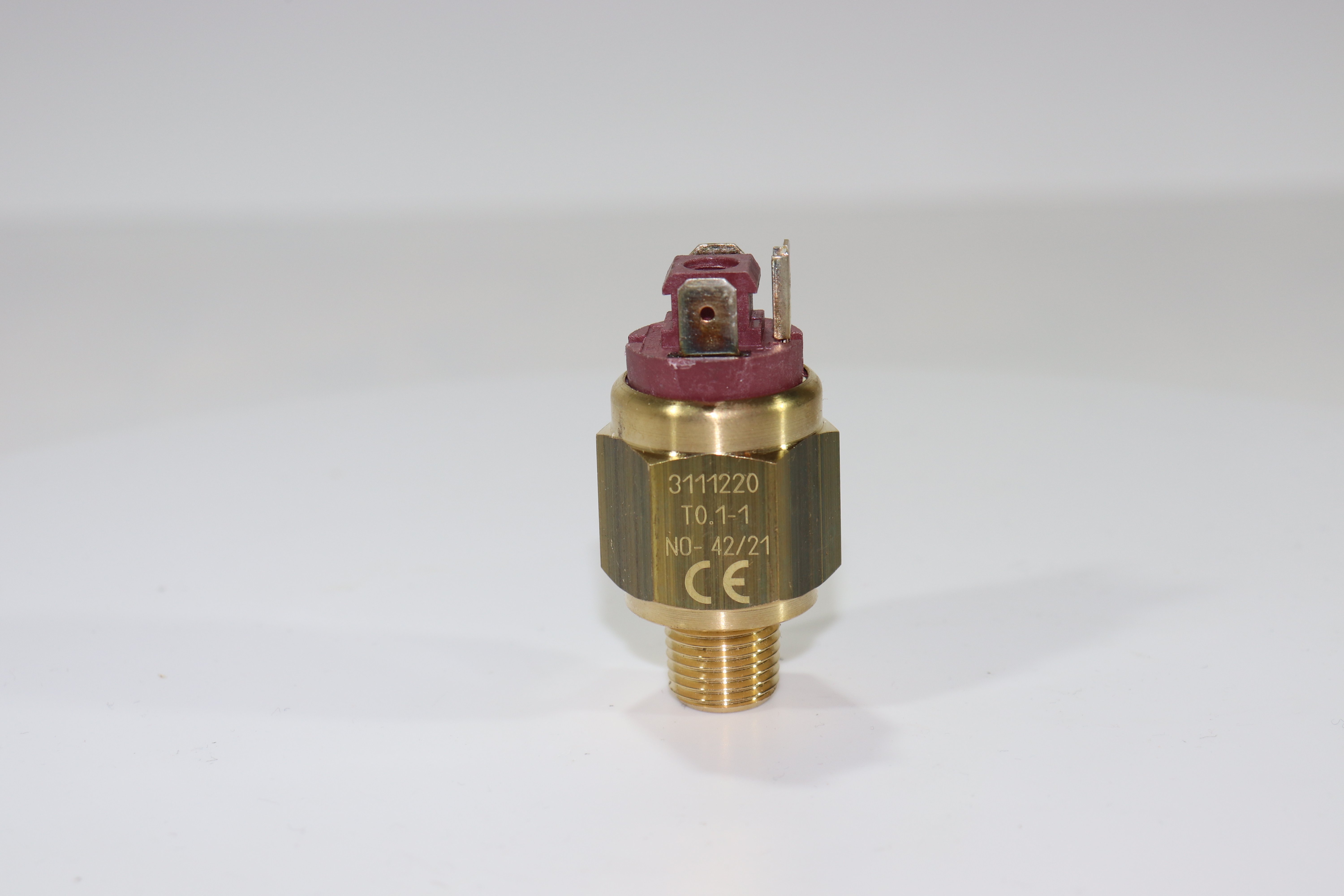 Датчик давления Euroswitch 3111220(NO, 1/4' BSPT (конич.), FKM - VITON, диапазон 0,1-1)