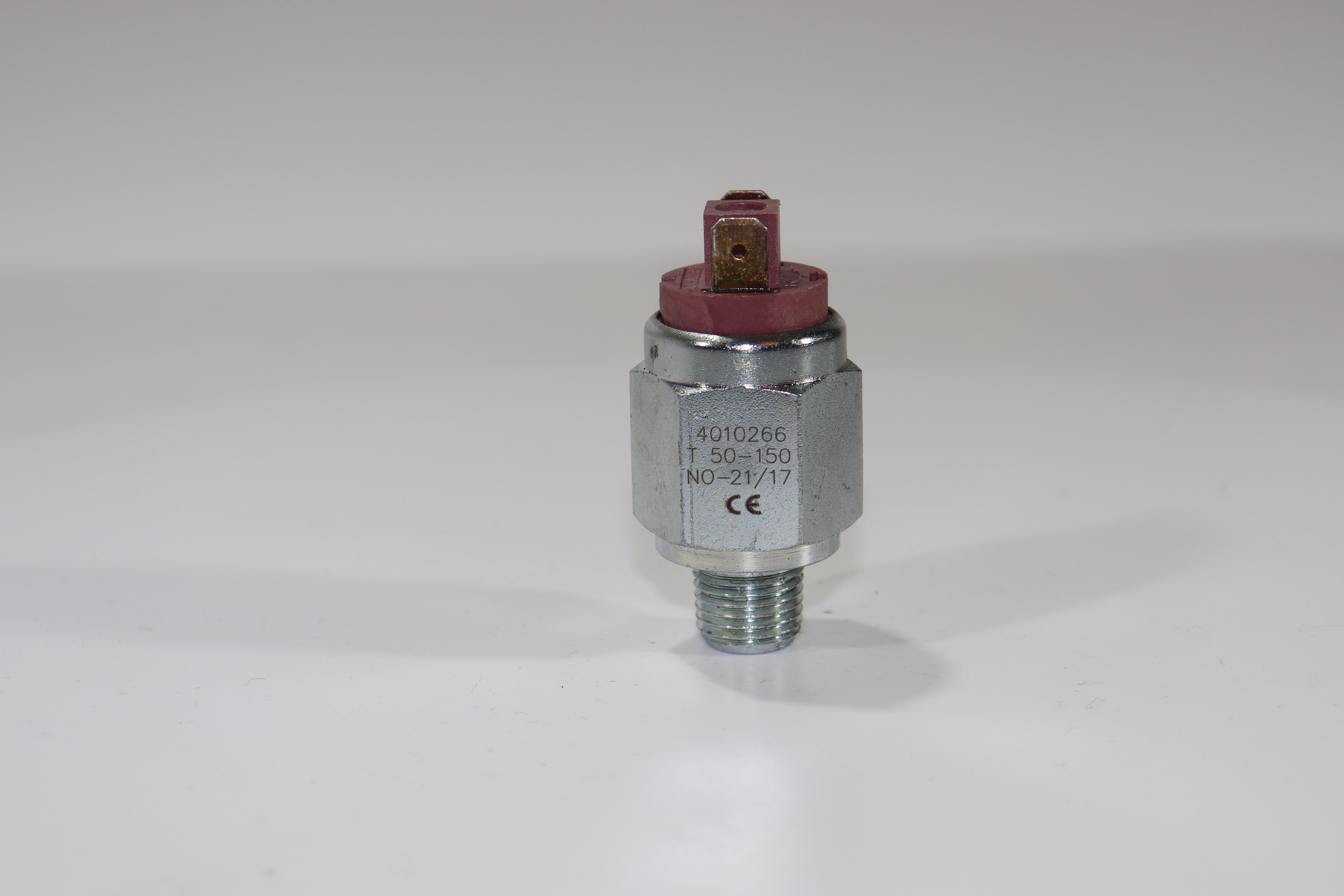 Датчик давления Euroswitch 4010266 (NO- нормально-открытый, 1/4'' BSPT (конич.), HNBR, диапазон 50-150 bar.)