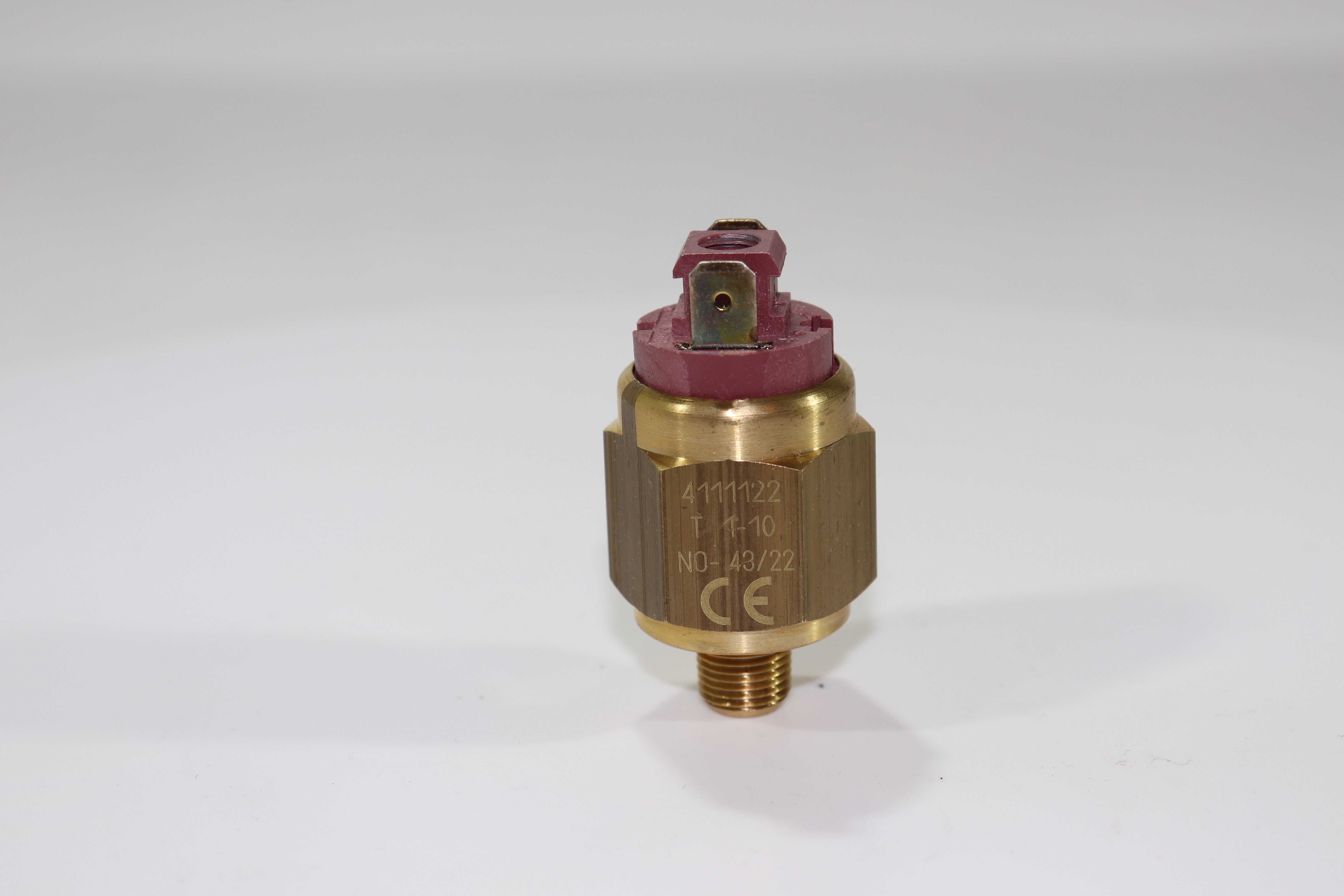 Датчик давления Euroswitch 4111122 (NO- нормально-открытый, 1/8' BSPT (конич.), FKM - VITON, диапазон 1-10 bar.)