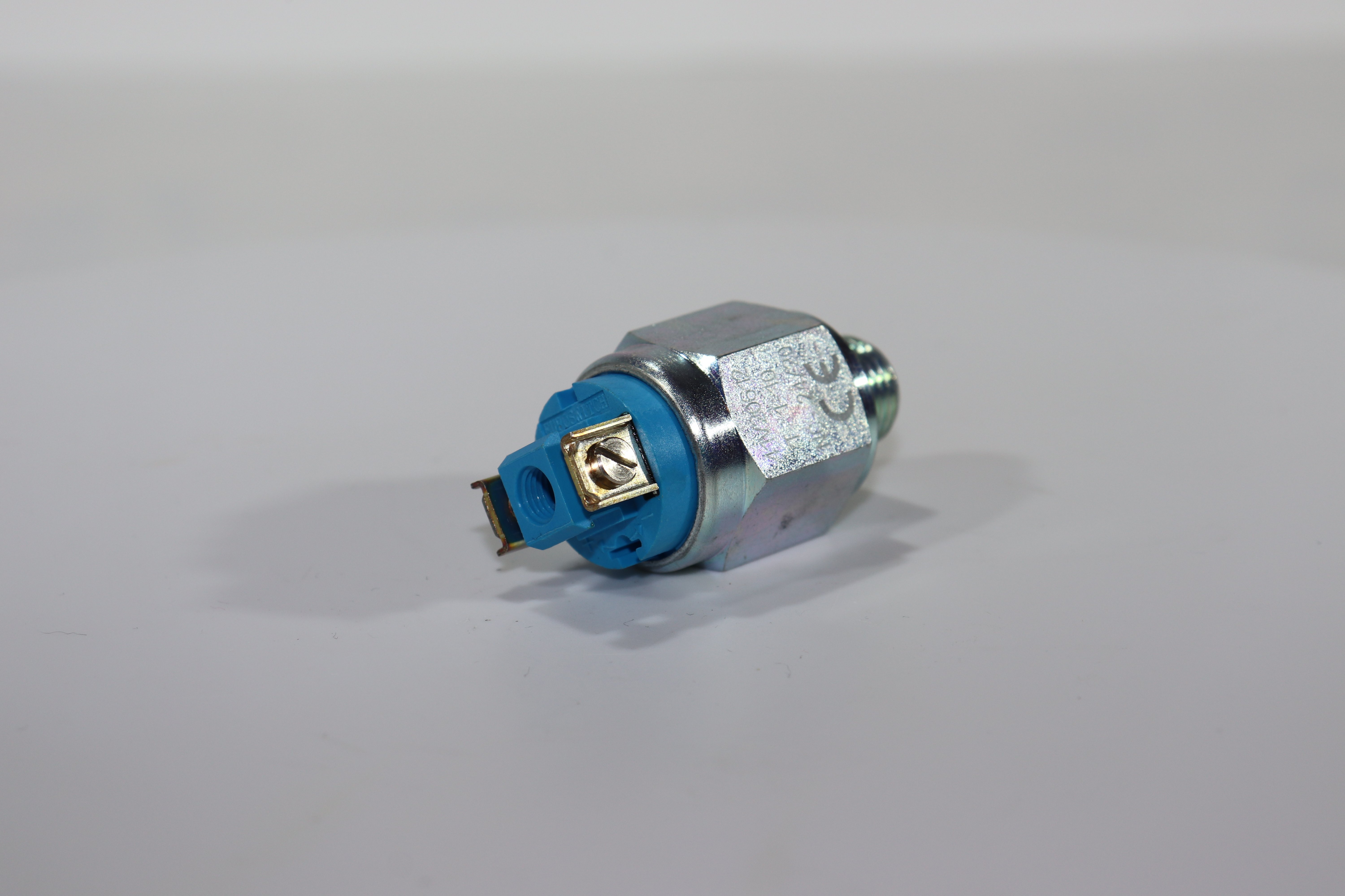 41V20612 (NC, 1/4' BSPP (цилиндр.), HNBR, диапазон 1-10 bar) Датчик давления Euroswitch