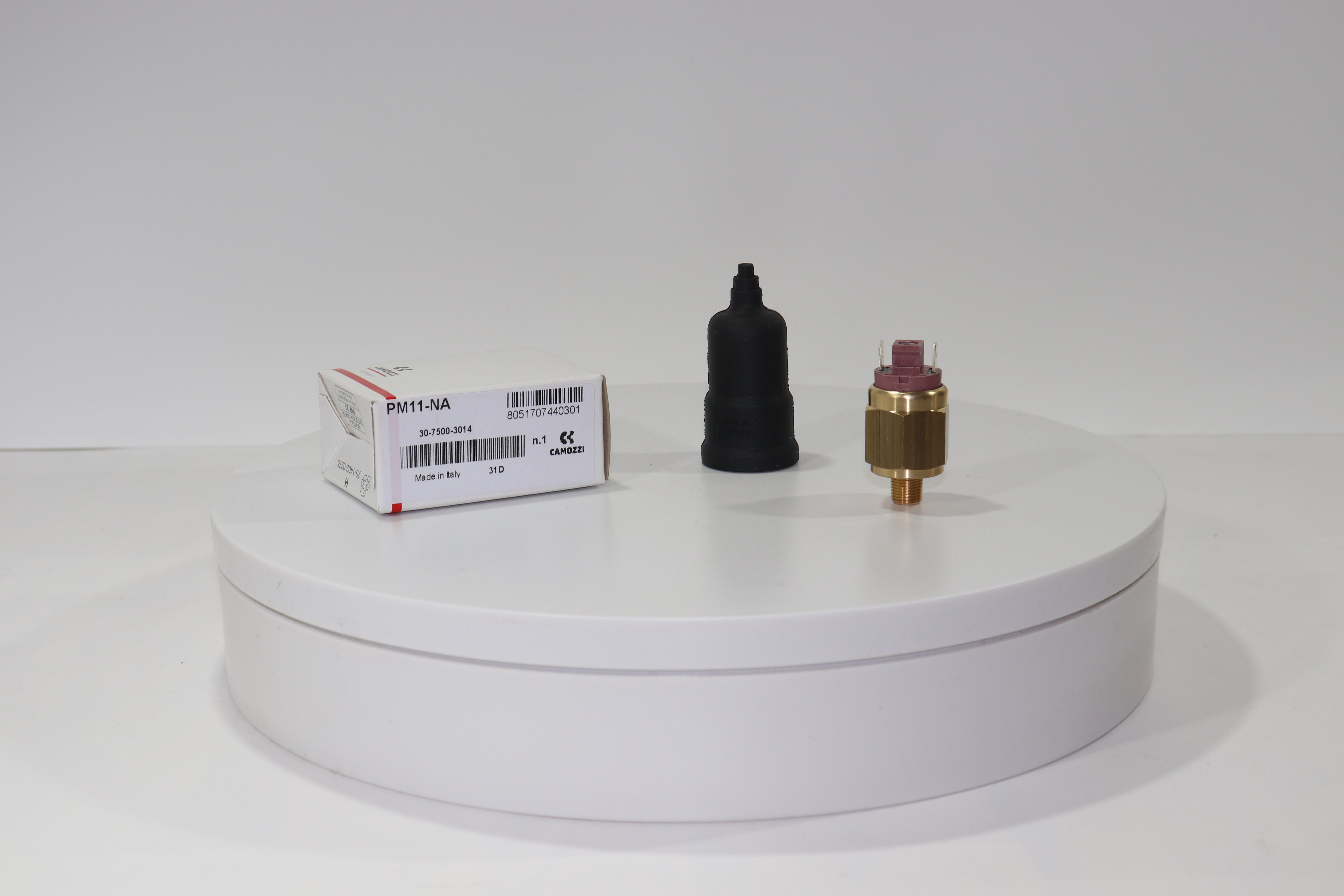 Датчик давления PM11-NA Camozzi (NO- нормально-открытый, 1/8' BSPT (конич.), FKM - VITON, диапазон 1-10 bar.)